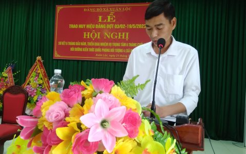 Đảng bộ xã Xuân Lộc tổ chức Lễ trao huy hiệu Đảng đợt 3/2 và 19/5; sơ kết công tác Đảng 6 tháng đầu năm, triển khai nhiệm vụ 6 tháng cuối năm 2023, 